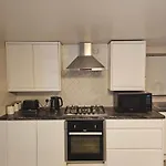 Basement Apartment City Centre